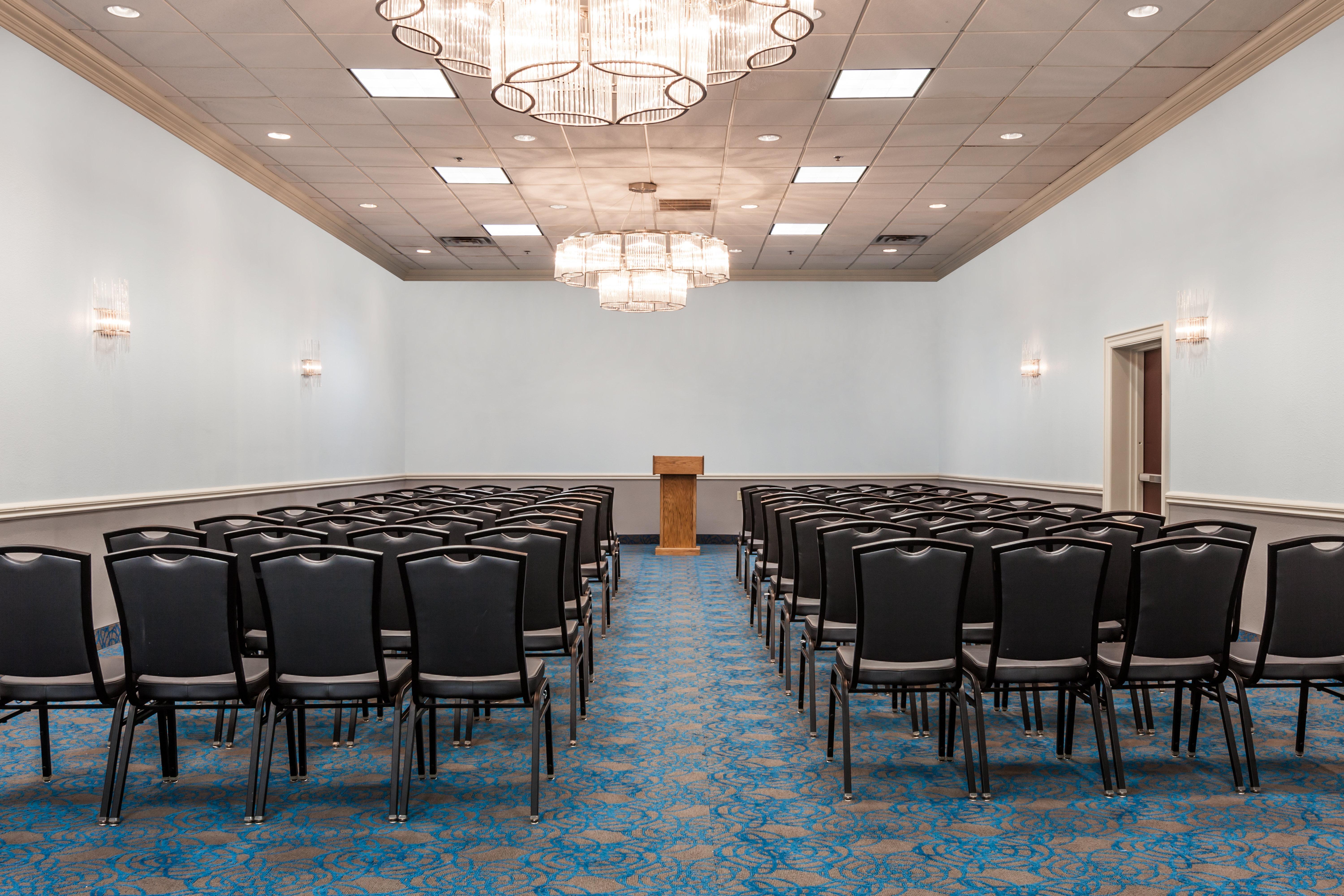 Holiday Inn Hotel & Suites Oklahoma City North By Ihg Ngoại thất bức ảnh