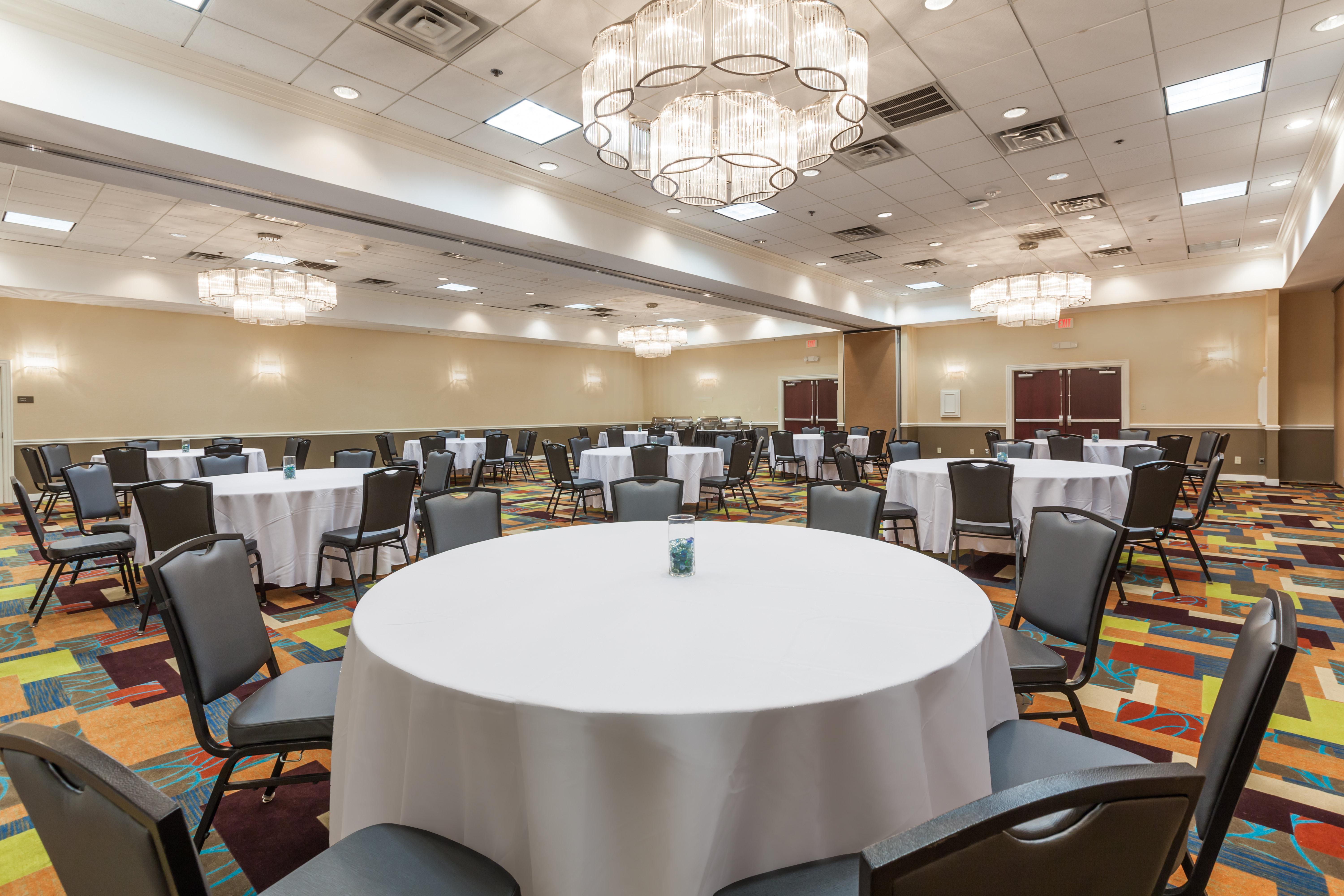 Holiday Inn Hotel & Suites Oklahoma City North By Ihg Ngoại thất bức ảnh