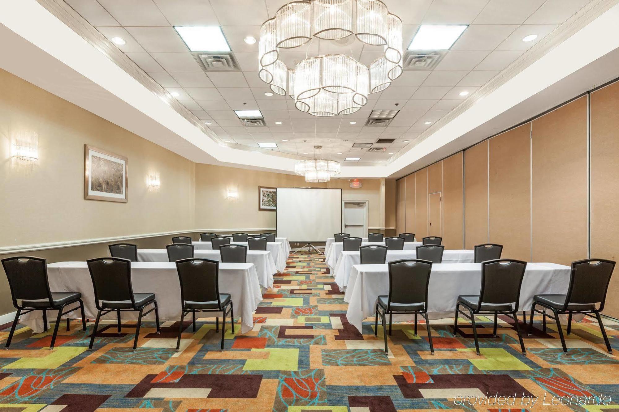 Holiday Inn Hotel & Suites Oklahoma City North By Ihg Ngoại thất bức ảnh